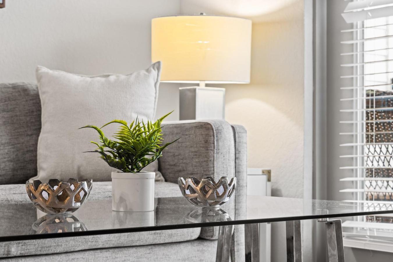 Tropicana Field 1 Bed In Downtown St Pete With Free Parking Sint-Petersburg Buitenkant foto