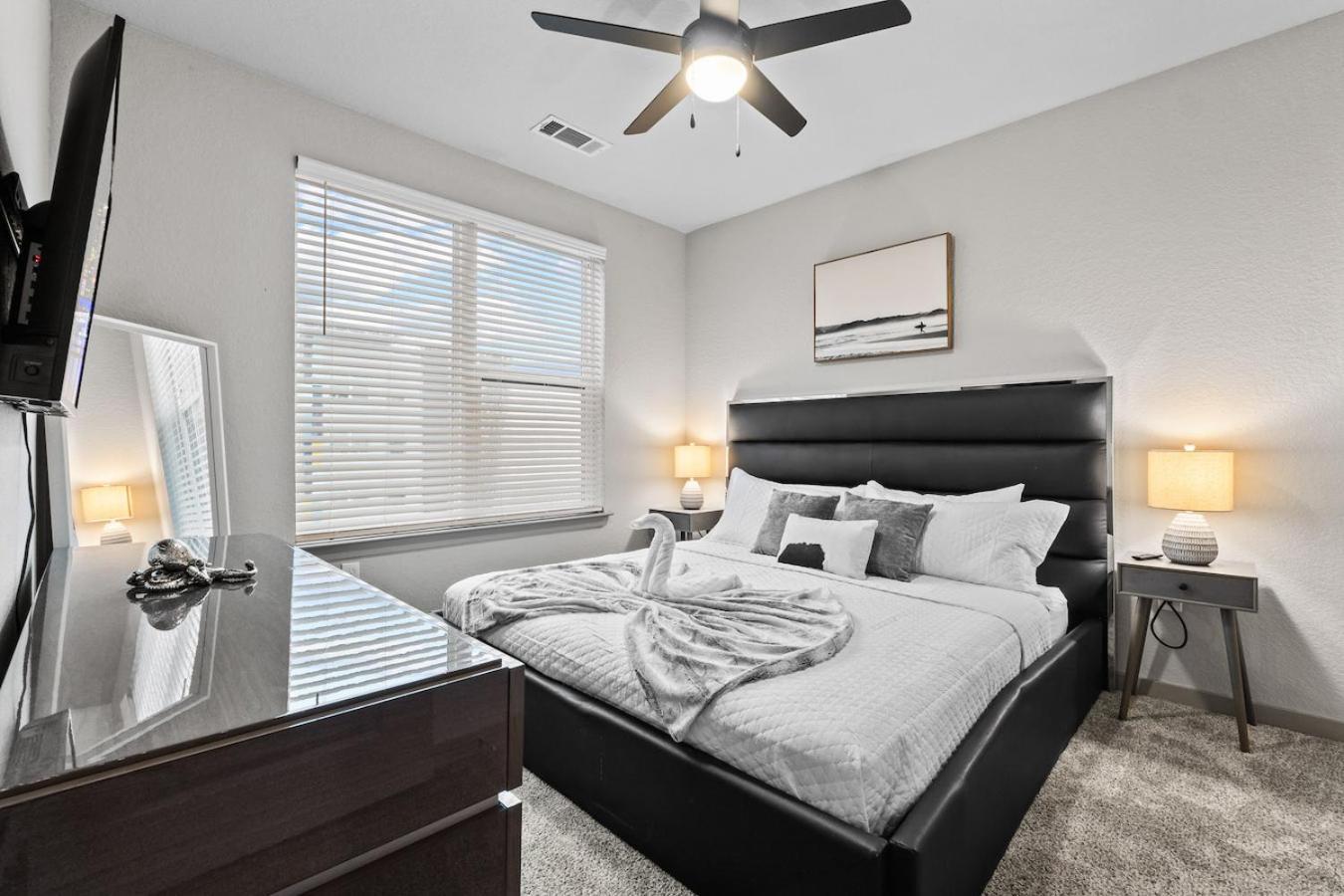 Tropicana Field 1 Bed In Downtown St Pete With Free Parking Sint-Petersburg Buitenkant foto