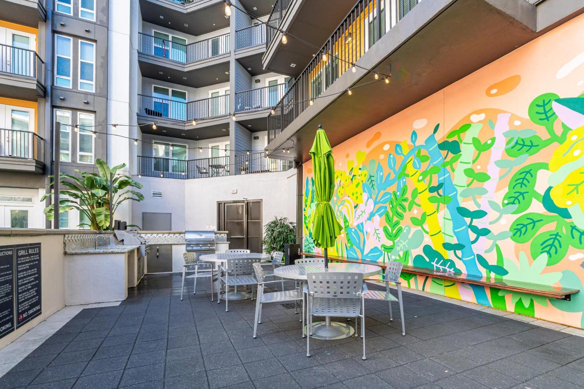 Tropicana Field 1 Bed In Downtown St Pete With Free Parking Sint-Petersburg Buitenkant foto
