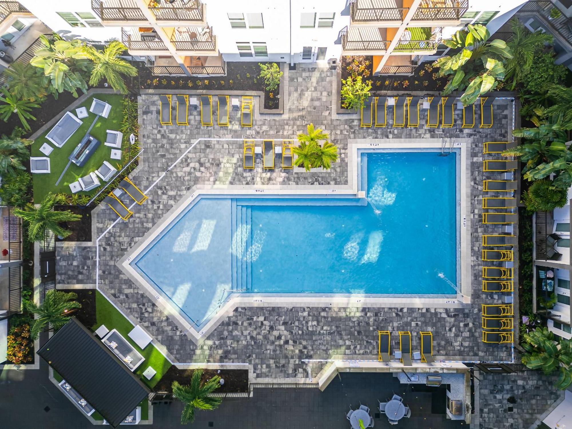 Tropicana Field 1 Bed In Downtown St Pete With Free Parking Sint-Petersburg Buitenkant foto