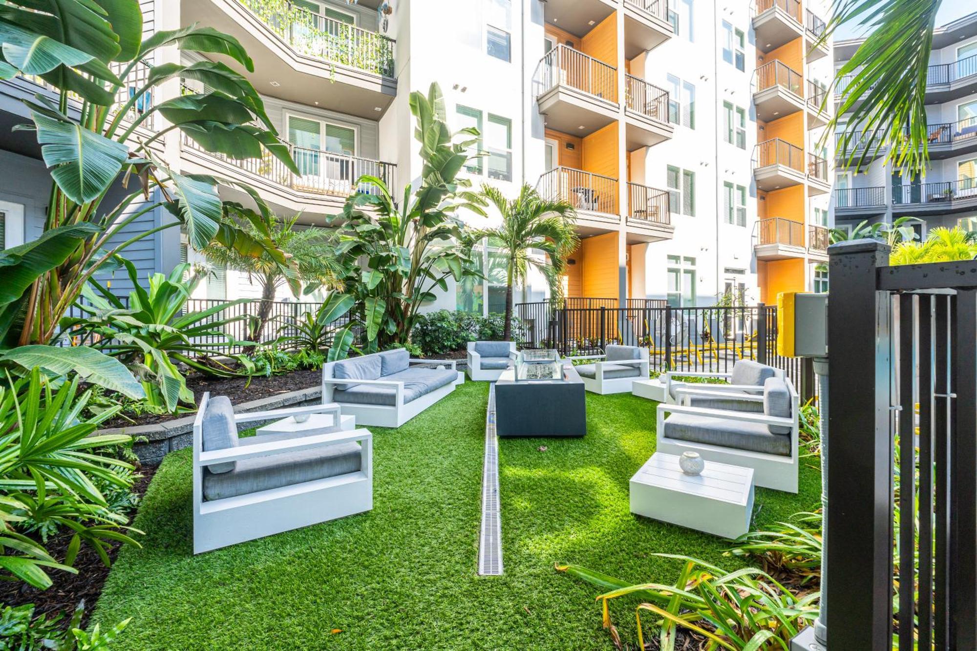 Tropicana Field 1 Bed In Downtown St Pete With Free Parking Sint-Petersburg Buitenkant foto