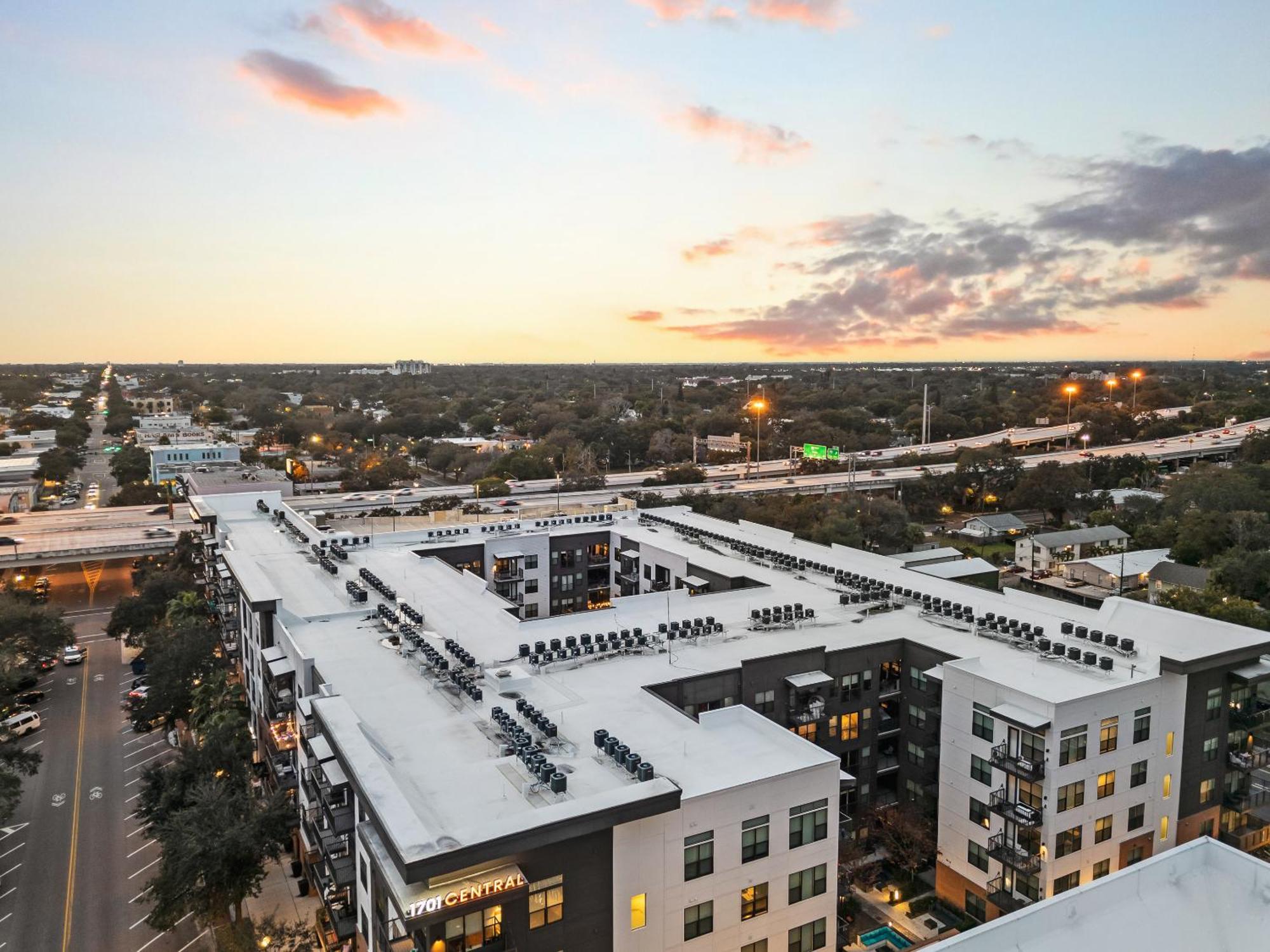 Tropicana Field 1 Bed In Downtown St Pete With Free Parking Sint-Petersburg Buitenkant foto