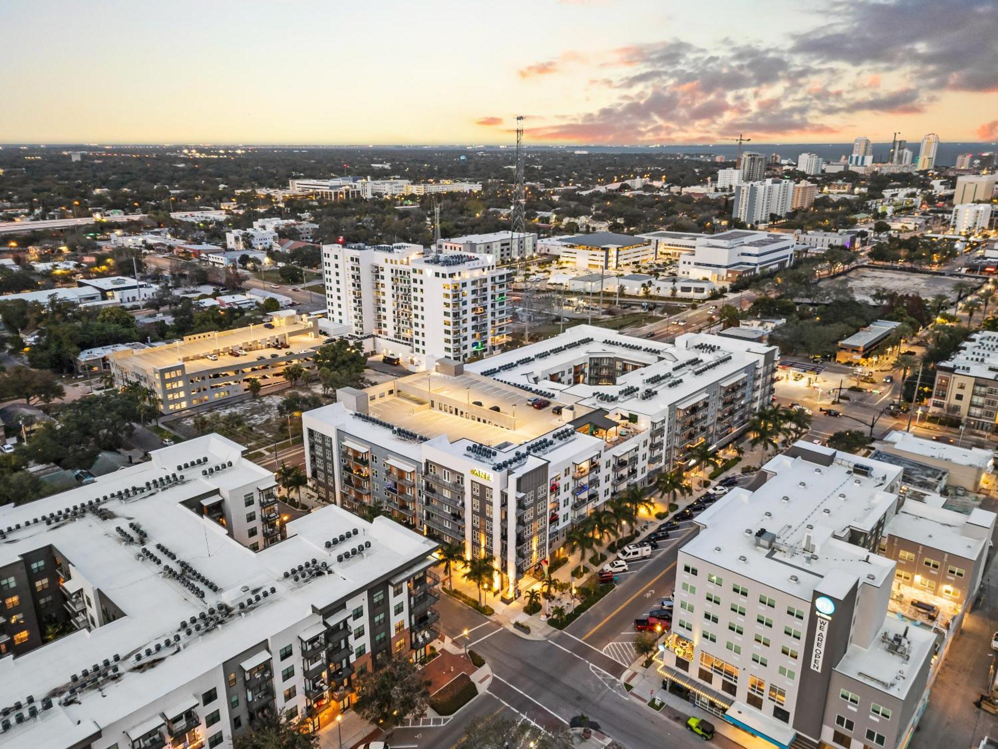 Tropicana Field 1 Bed In Downtown St Pete With Free Parking Sint-Petersburg Buitenkant foto